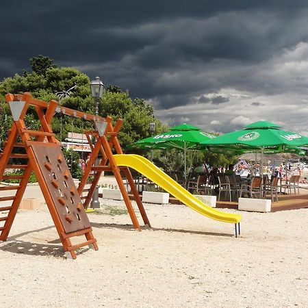 Apartments Tonka Пакоштане Экстерьер фото