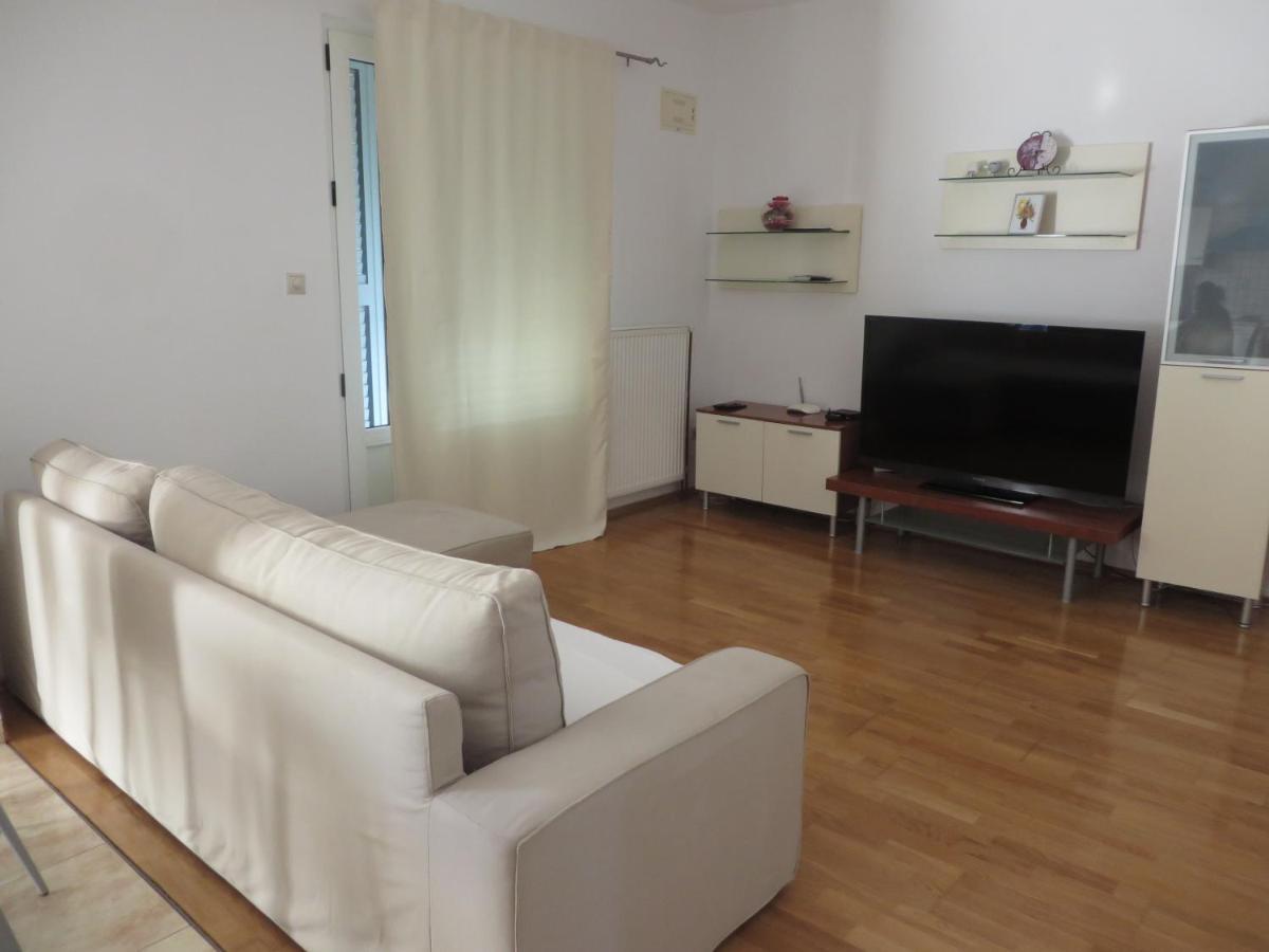 Apartments Tonka Пакоштане Экстерьер фото