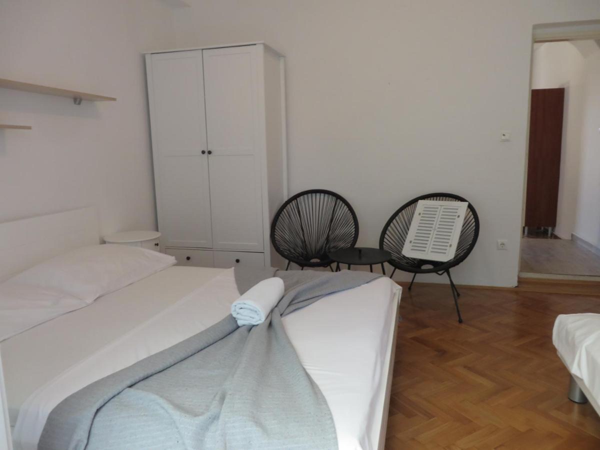 Apartments Tonka Пакоштане Экстерьер фото
