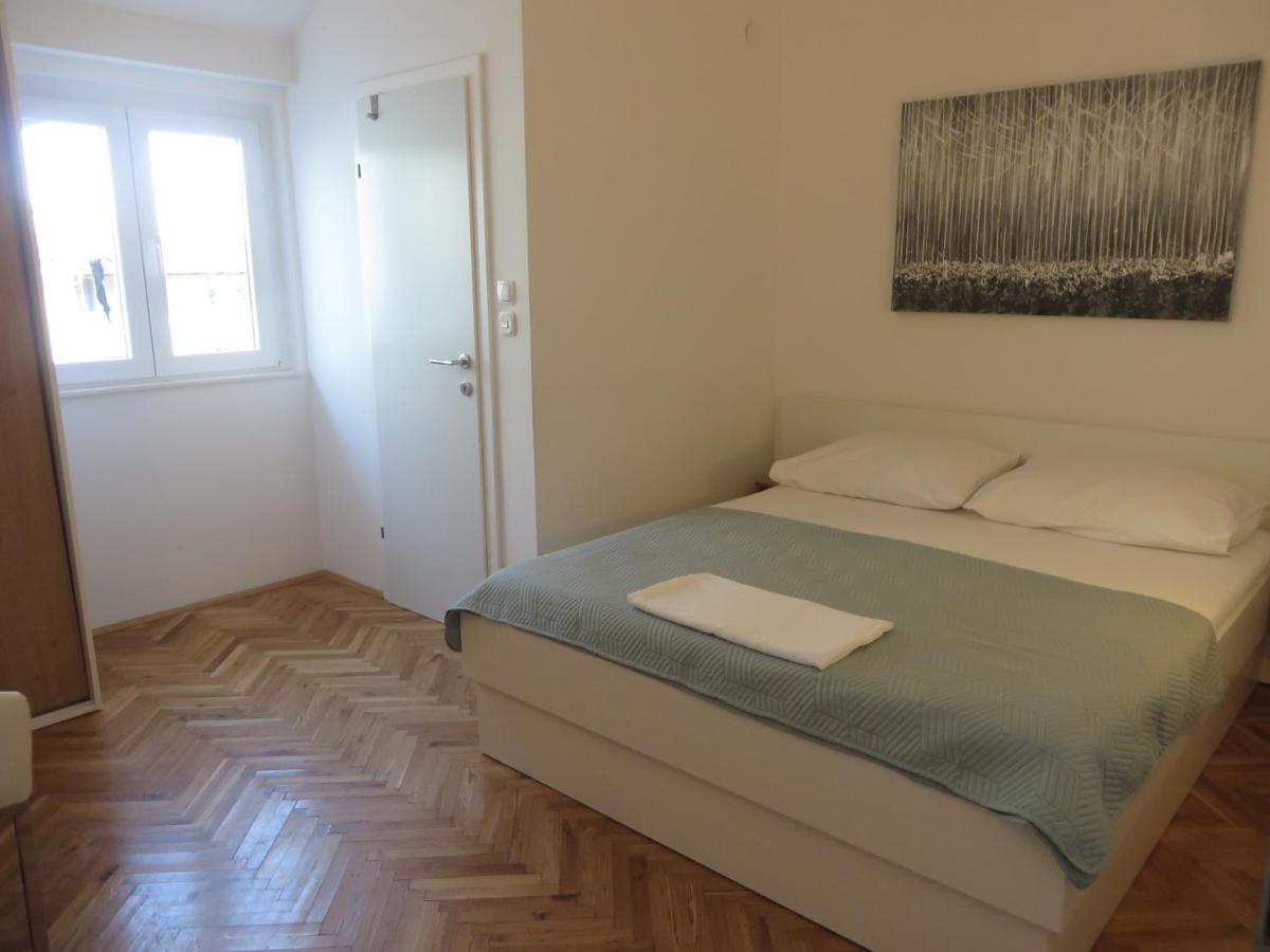 Apartments Tonka Пакоштане Экстерьер фото