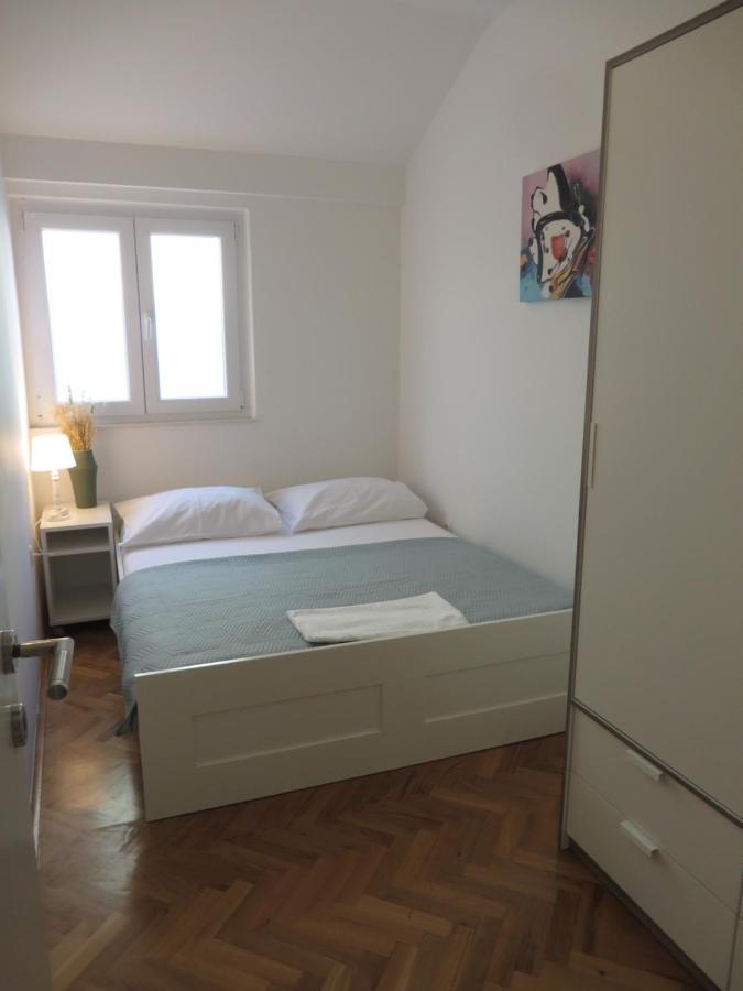 Apartments Tonka Пакоштане Экстерьер фото