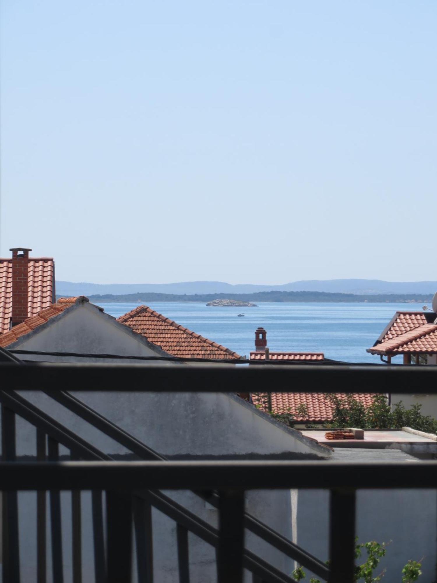 Apartments Tonka Пакоштане Экстерьер фото